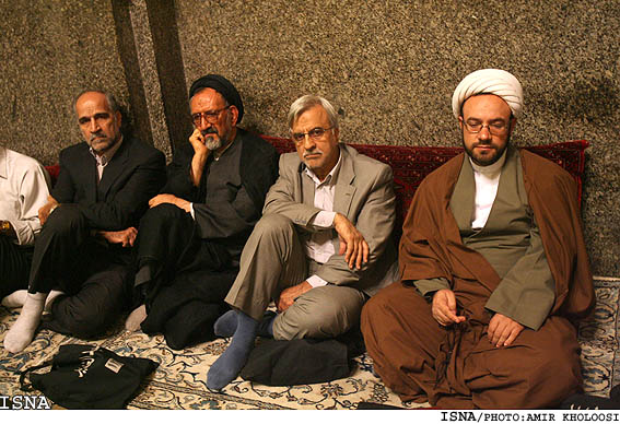 مراسم ترحيم طاهره صفارزاده در مسجد الغدير/امير خلوصي ايسنا