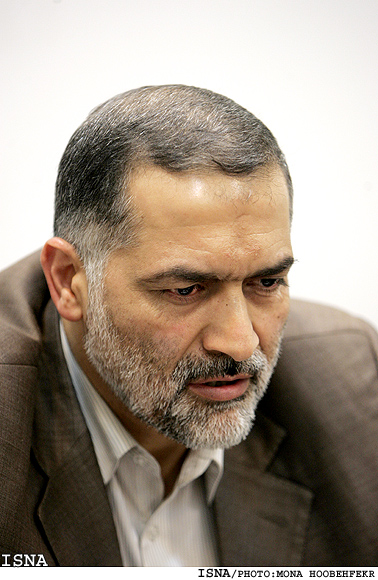 سازمان بازرسي انتخابات را به تعويق انداخت
سيدمهدي هاشمي:
ايراد گرفتن از مديران دو شغله به ضرر ورزش است
انتخابات انتصابي توهين به جامعه ورزش است