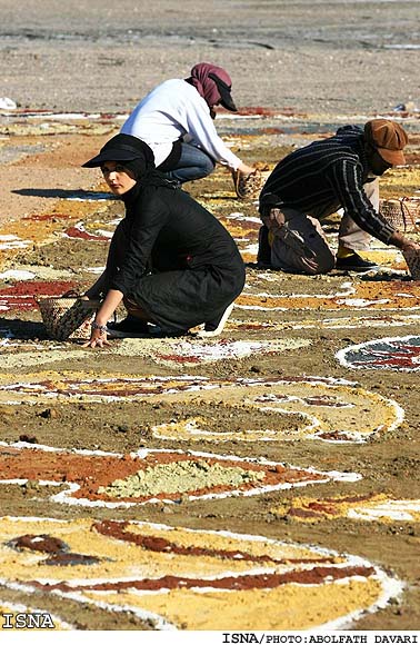 بزرگترين فرش خاكي جهان با عنوان خليج فارس - جزيره هرمز / ابوالفتح داوري - ايسنا