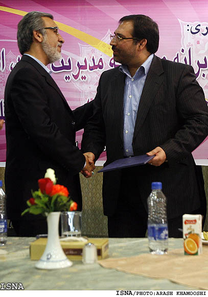 /مديرعامل جديد بانك ملي هفته آينده تعيين مي‌شود/ 
وزير اقتصاد: خاوري برگردد و پاسخگو باشد
