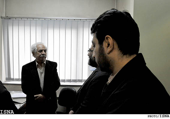 *روز جهاني آزادي مطبوعات و تازه‌ترين اثر تحقيقاتي پرفسور معتمدنژاد*/‌3/
 
تحولات مباني حقوقي آزادي رسانه‌ها؛
تحکيم و توسعه اصل تأسيس و انتشار آزادانه مطبوعات