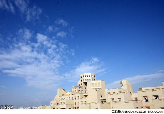 رييس سازمان نظام مهندسي ساختمان استان اصفهان:
تخريب طبقات برج‌ جهان‌نما با يك ساختمان معمولي متفاوت است