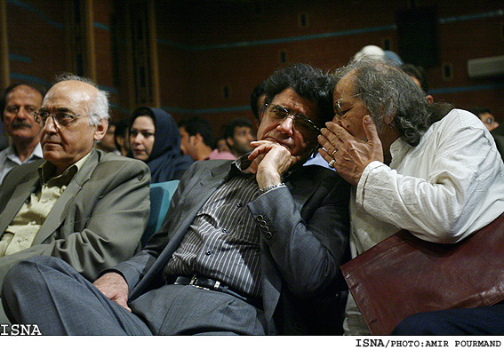 همايش و نمايشگاه سازهاي ابداعي با حضور محمدرضا شجريان/اميرپورمند-ايسنا