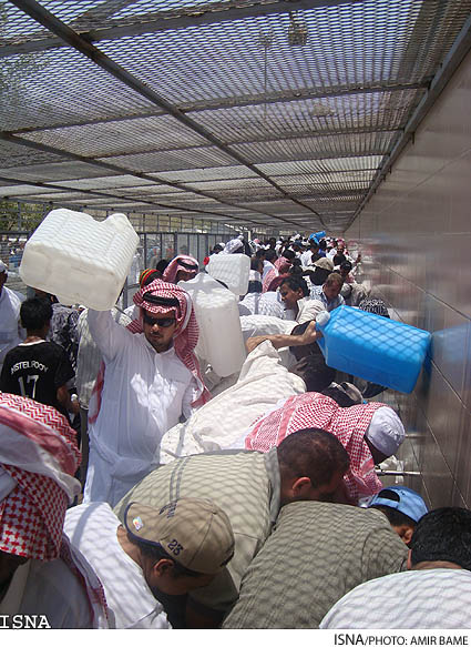 رد ادعاي آلودگي آب زمزم از سوي مقامات عربستان