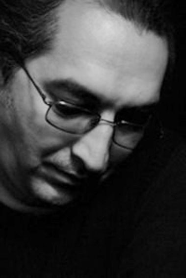 /در آستانه‌ي روز ملي سينما/
رييس انجمن عكاسان‌ :
صرف ياد داشتن‌عكاسي، تضمين‌كننده عكاس سينمايي خوب نيست
صنف‌سالاري باعث آسيب ديدن برخي صنف‌هاي ضعيف‌تر مي‌شود
