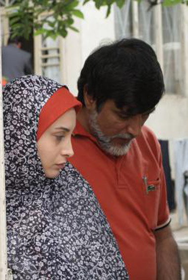 *نقدي بر سريال «پنجمين خورشيد» عليرضا افخمي*
بهزاد صديقي: 
«پنجمين خورشيد» در دستيابي به سرگرم كردن بيننده موفق بود