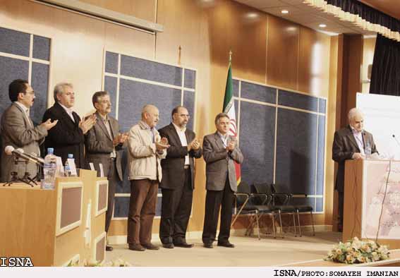 در بيانيه‌ي همايش ملي نقد مرمت تأكيد شد:
طرح ايمني بازار تبريز اجرا شود
عمارت مسعوديه از اداري به فرهنگي تغيير كاربري دهد
در تهيه‌ي منشور مرمت تسريع شود