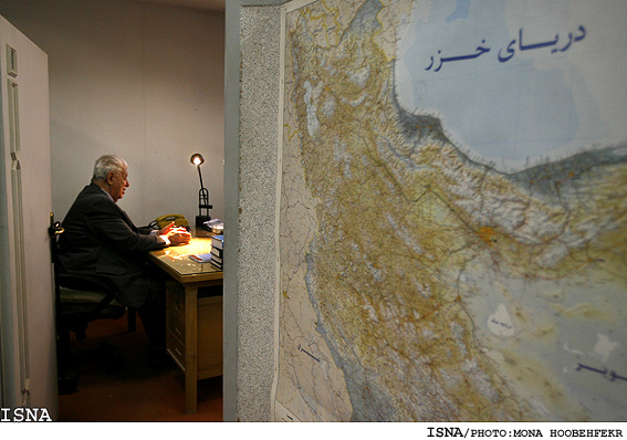 «خزر» نام درستي براي درياي شمال ايران نيست
عنايت‌الله رضا در گفت‌وگو با خبرنگار ايسنا تشريح كرد:
نام درياي شمال ايران «كاسپي» است