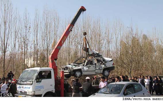 برخورد مرگبار كاميون با پرايد قرباني گرفت