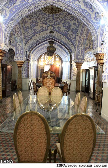 وزير فرهنگ و ارشاد اسلامي:
موزه‌ي هنرهاي ملي را تحويل دهند آبادش مي‌كنيم
