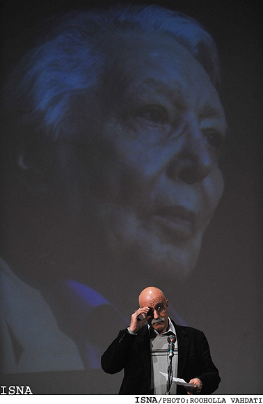 بزرگداشت هوشنگ كاووسي/روح‌اله وحدتي - ايسنا
