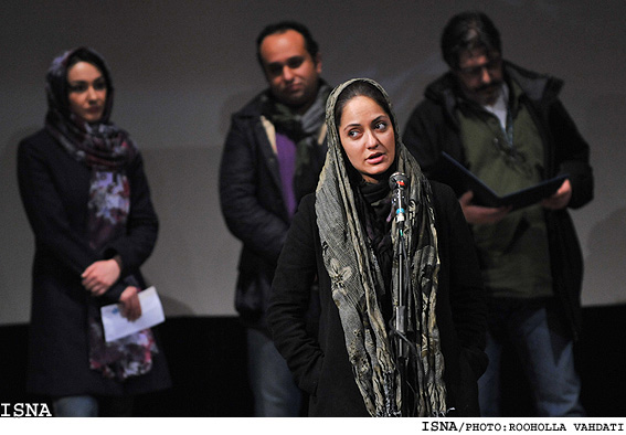 ديپلم افتخار بازيگر زن به مهناز افشار/روح‌اله وحدتي - ايسنا