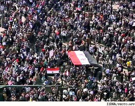 /مصر؛ 9 روز قيام/
ارتش پايان تظاهرات را خواستار شد
تعليق فعاليت‌هاي دو مجلس و بسته ماندن بورس
درخواست انگليس و فرانسه براي انتقال سريع قدرت