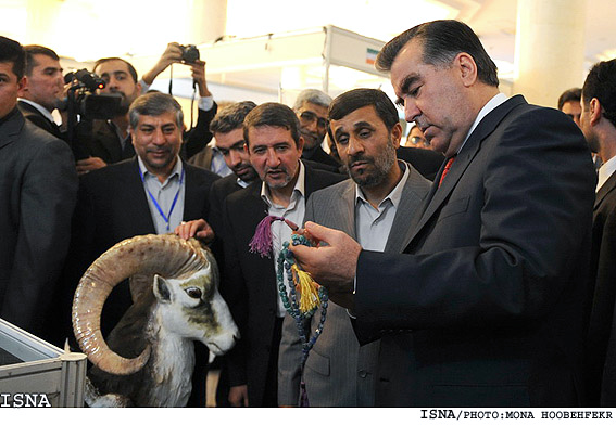 روساي جمهور ايران و تاجيكستان در حاشيه اجلاس"آب براي حيات" /منا هوبه فكر - ايسنا