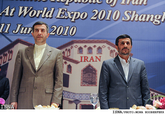 ديدار رييس‌جمهور با صنعت‌گران، بازرگانان وايرانيان مقيم چين/ منا هوبه فكر -ايسنا