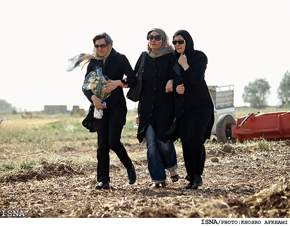 سالگرد و يادبود جانباختگان سانحه هواپيماي توپولوف، در محل سقوط-اطراف قزوين/ايسنا