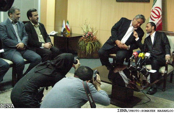بقايي پس از بازگشت از مصر:
اميدواريم خط هوايي ايران و مصر به‌شكل دائمي برقرار شود
گام بعدي ارائه‌ي رواديد به اتباع دو كشور است