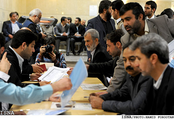 رييس ستاد انتخابات استان تهران:
مهلت ثبت‌نام براي انتخابات تا ساعت 17 جمعه است
