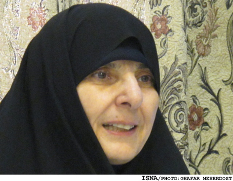 در مدينه‌ي منوره،
همايش «منزلت زن و نقش او در تحولات اخير جهان اسلام» برگزار مي‌شود