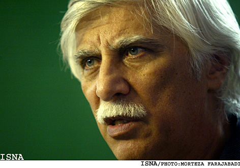 بهرام بيضايي: 
از فيلمسازي، دورم!