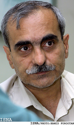 دبير اتحاديه ناشران و كتابفروشان:
به بهانه مسائل اخلاقي، دايره مميزي كتاب را گسترش داده‌اند
قطعاً مساله سانسور از مهمترين علل ركود بازار كتاب است