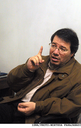 امير محبيان: 
جايزه صلح نوبل براي شيرين عبادي بيش از آن‌كه پيامي انساني داشته باشد، حاصل پيام سياسي از سوي اروپا براي ايران است