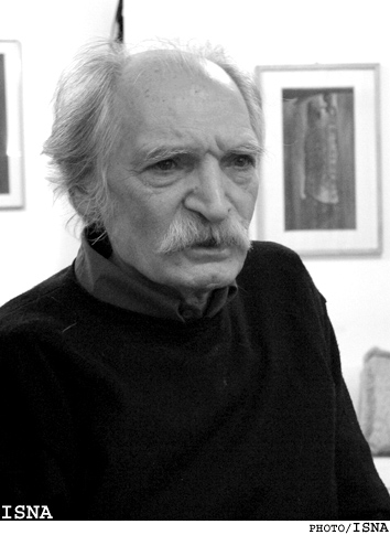 محمود دولت‌آبادي: 
هيچ توضيحي براي ندادن مجوز به نوار كاست كليدر داده نشده است
سينما با من رابطه خوبي ايجاد نكرد؛ 30 سال است كه به سينما نرفته‌ام