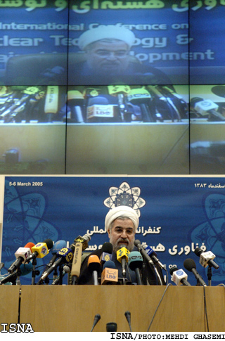 /فناوري هسته‌يي و توسعه‌ي پايدار/‌ 
روحاني در نشست خبري/1/:
اگر كشور ديگري با آژانس مشكل دارد تاوانش را نبايد ايران بپردازد