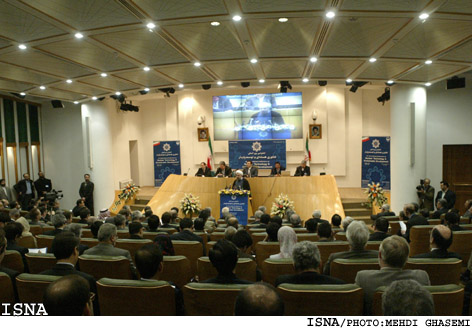 دومين روز از ”كنفرانس بين‌المللي فناوري هسته‌يي و توسعه‌ي پايدار“ آغاز شد