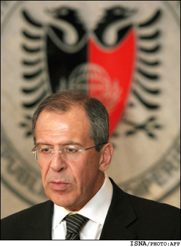 وزير امور خارجه‌ي روسيه:
اقدامات روسيه و شركايش در اطمينان يافتن از صلح‌آميز ماندن برنامه‌ي هسته‌يي ايران هماهنگ است