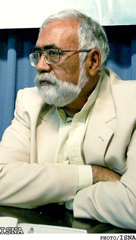 غلامرضا موسوي:
تلويزيون با توجه به ويژگي ها و نگاه مديريتي خود، مي تواند در زنده بودن سينماي ايران موثر باشد