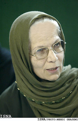 ميزگرد‌”حادثه پاكدشت وحقوق شهروندي“
مشايخ: بي‌تفاوتي جامعه نسبت به مسائل بايد رفع شود
ارشد: به وضعيت كودكاني كه تحصيل را رها كرده‌اند، رسيدگي شود/3/