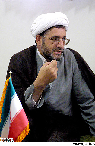 حجت الاسلام فيرحي:
مبلغان با تحليل و بيان واقعيت‌هاي عاشورا، شبهات ايجاد شده براي نسل جوان را پاسخ دهند