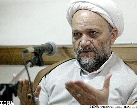 رييس كل دادگستري تهران:
ظلمي كه درفاجعه پاكدشت به مردم شده لكه سياهي در تاريخ است
آقاي خاتمي شما هم با متخلفان برخورد كنيد
اي كاش همه با هم استعفا مي‌داديم