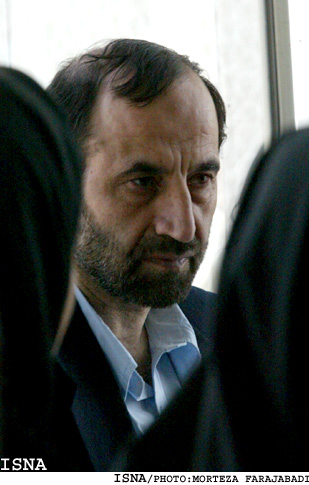 خوش‌چهره درگفت‌وگوباايسنا:
احتكار در سيستم توزيع عليرغم فراواني توليد مي‌تواند اختلال‌زا باشد