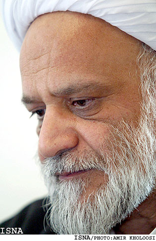 مصباحي‌مقدم:
جامعه روحانيت مبارز فعلا تصميم به حمايت از هيچ‌يك از كانديداها را ندارد