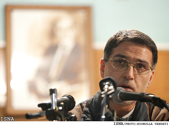 "سمينار نقد بازانديشي گفتمان ديني"
محمدرضا تاجيك:
با انقلاب اسلامي جامعه‌ ايراني در آستانه‌ تجربه‌ ديگري از دين و دينداري قرار گرفت