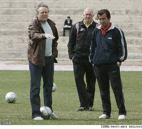 سرپرست تيم فوتبال پرسپوليس:
بي‌نظمي‌ باعث قطع همكاري با آري هان شد
مربي جديد پرسپوليس اروپايي است
بازيكنان رفته؛ بازنمي‌نگردند