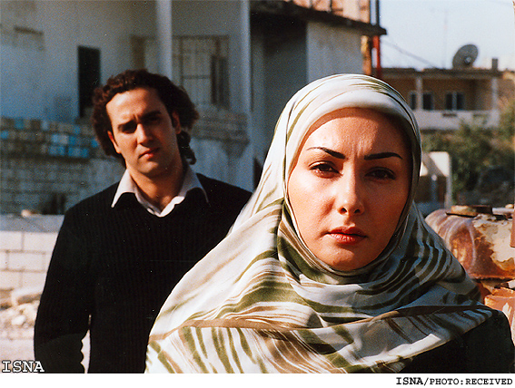 نقدي بر سريال «وفا»
رحمت اميني: 
قصه‌ي پر تعليق...تصادف عاملي در ضعف فيلمنامه... هانيه توسلي و فرهاد قائميان نقش آفرينان بهتر... و تعجيل در چهره‌پردردازي