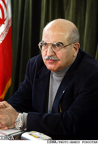 رييس جديدكانون وكلا:
تقويت روابط با قوه قضاييه و مجريه از مهم‌ترين اهداف هيات مديره خواهد بود