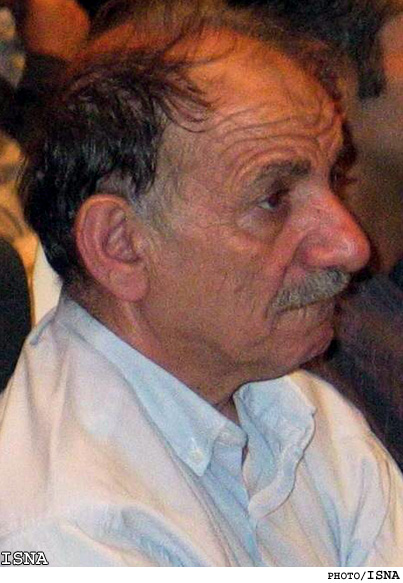 سيدمحمود سجادي: 
سياست سياست‌مداران است كه اقتضا مي‌كند به حيطه‌ي ادبيات وارد شوند
مسؤوليت اجتماعي و مردمي در ادبيات، نبايد با سياست و سياست‌مداري خلط شود