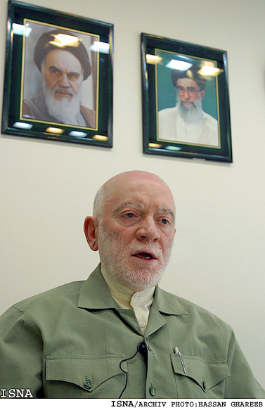 دبيركل حزب موتلفه‌ي اسلامي:
احزاب مساله‌ي هسته‌يي را يك پروژه‌ي ملي بدانند و از مسوولان براي موفقيت در اين پرونده حمايت كنند