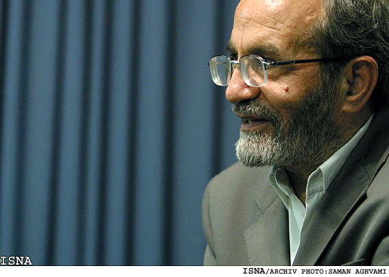 /ميزان راي ملت است/
دكتر حبيبي:
‌مردم بايد همت كنند و مسووليتي را كه تاكنون انجام داده‌اند، ‌در مرحله‌ي دوم تكميل كنند