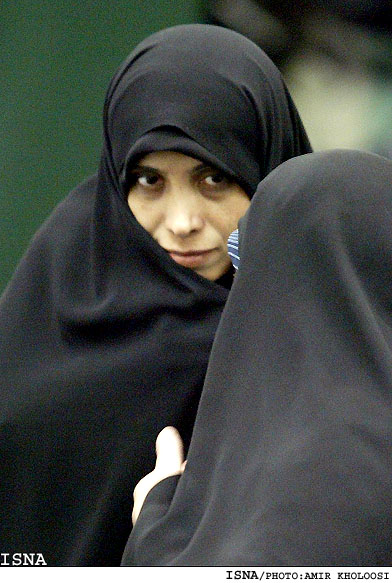 عضوكميسيون امنيت ملي:
پيام گزارش البرادعي ادامه روند بررسي پرونده در چارچوب آژانس است