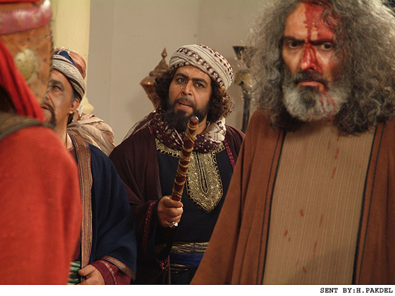 بررسي سريال «مختارنامه» در همايش «قيام تا قيام»
تشريح آخرين وضعيت سريال داوود ميرباقري در تلويزيون