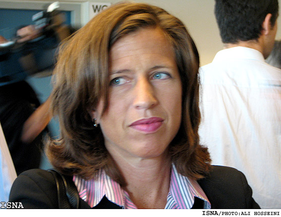 سخنگوي آژانس:
* ايران حق غني‌سازي اورانيوم را دارد
* ايران به همكاري‌اش با آژانس ادامه دهد