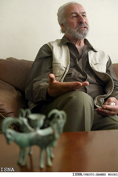 يوسف مجيدزاده در گفت‌وگو با خبرنگار ايسنا توضيح داد:
باستان‌شناسي در ايران بايد براي مطالعه‌ي گذشته باشد نه افزايش كاوش‌ها