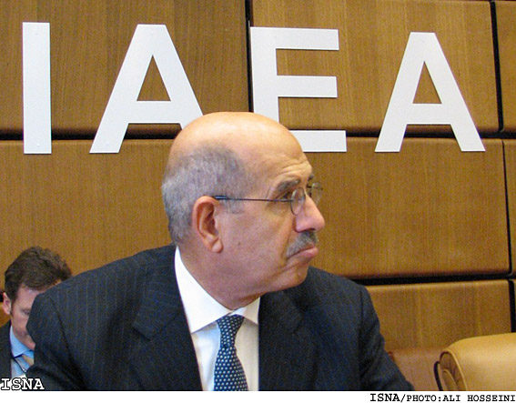 البرادعي:
*برخي موضوعات مساله‌ي هسته‌يي ايران فقط از طر‌يق آمر‌يكا حل مي‌شود
*پاكستان با آژانس براي حل مسايل مربوط به برنامه‌ي هسته‌يي ايران همكاري كرده است