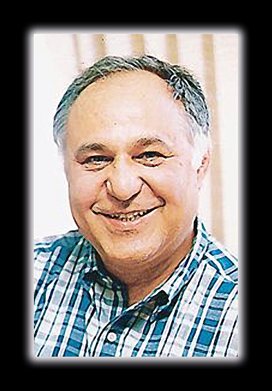 مسعود خيام: 
به يك خط فني در كنار خط فارسي نيازمنديم