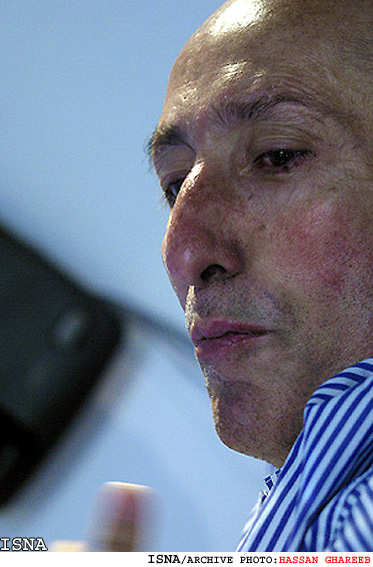 هم‌زمان با روز معمار،
پيكر هادي ميرميران يك‌شنبه تشييع مي‌شود